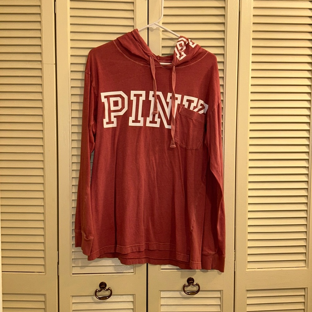 Victoria Wexret Size Med Pink.